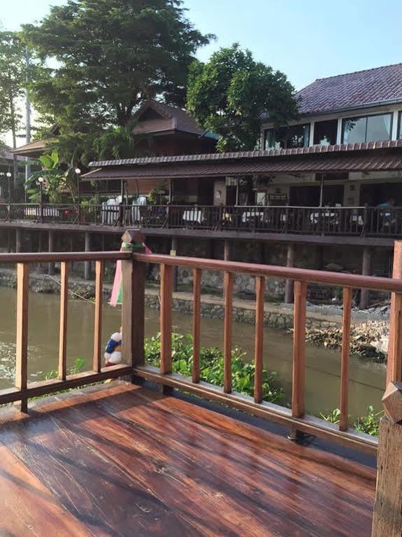 Ban U Thong Accommodations Phra Nakhon Si Ayutthaya Exterior photo